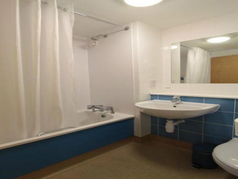 Travelodge London City Airport Esterno foto
