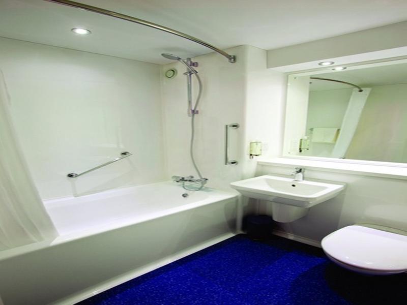 Travelodge London City Airport Esterno foto