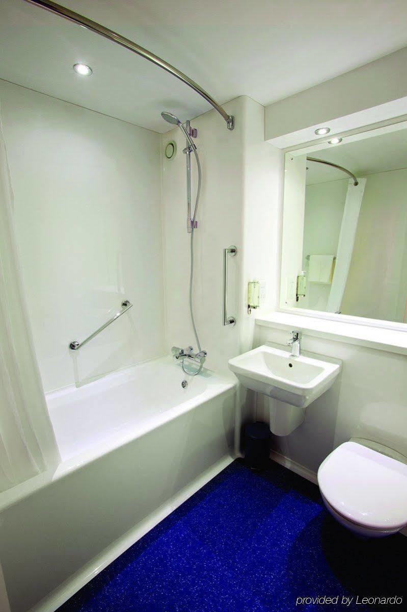 Travelodge London City Airport Esterno foto